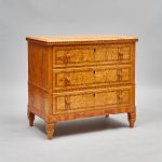 977 2271 CHEST OF DRAWERS
